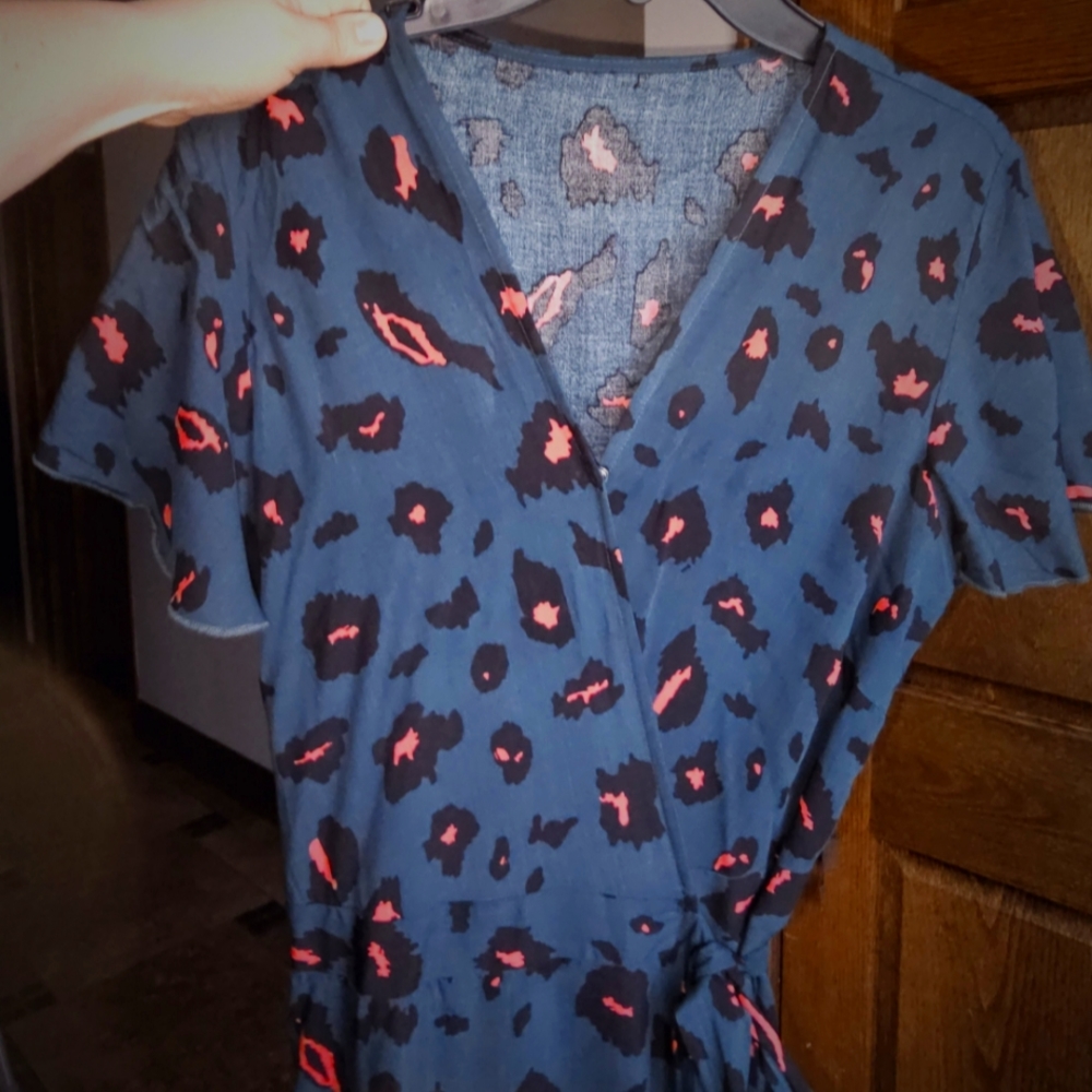 Vestido linea A irregular con estampado